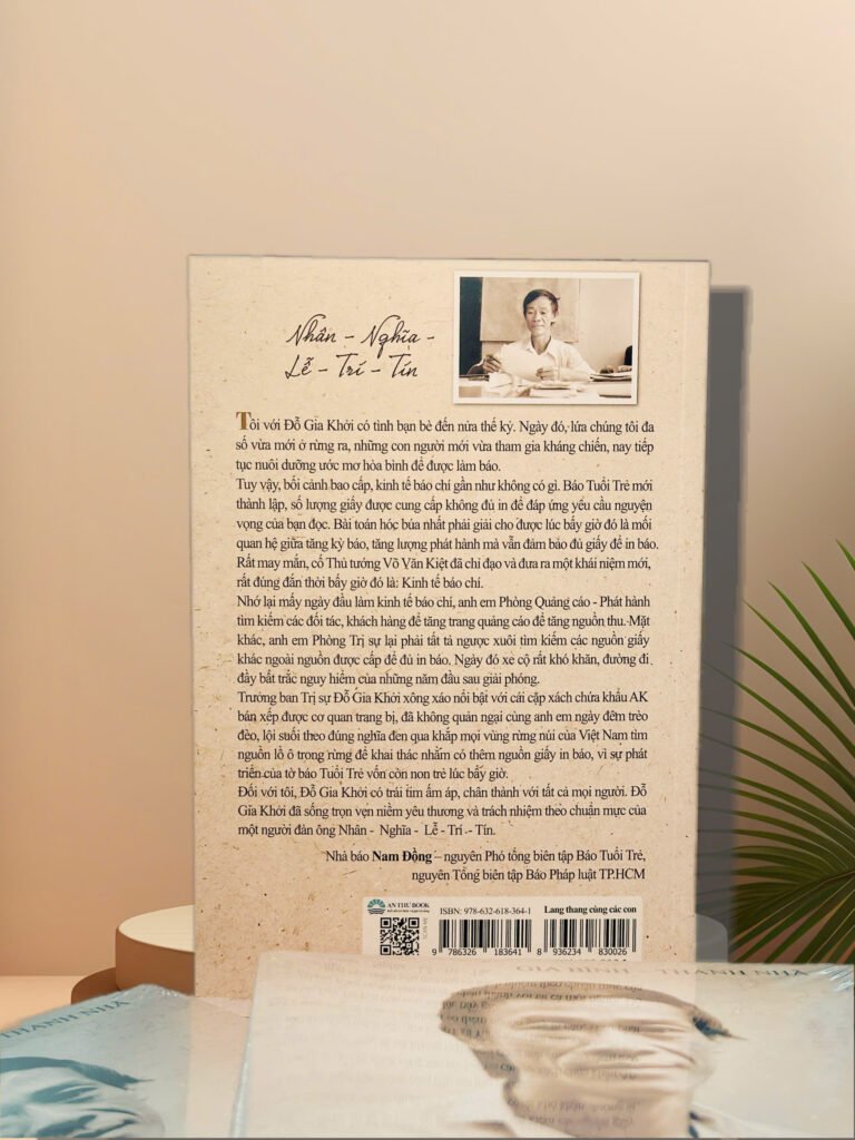 Mặt_sau_cuốn_sách